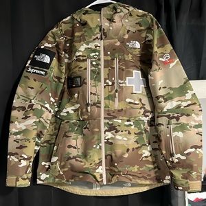 Supreme x North face